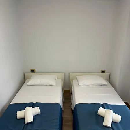 Erdano فندق ساراندا